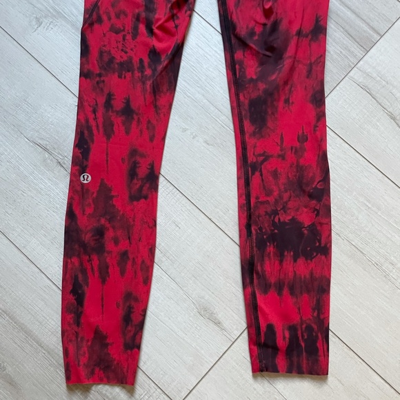 Lululemon Fast and Free Tight II 25" Game Day Red Black Multi size 2 - Picture 8 of 10